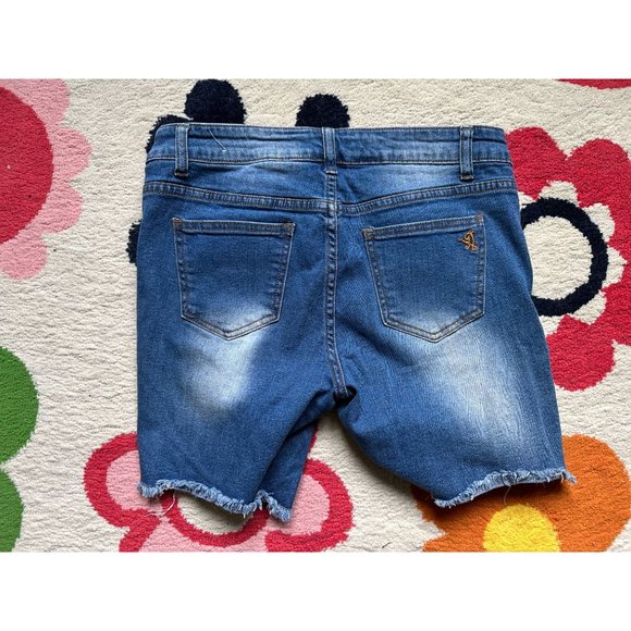 VIP distressed bermuda length shorts Sz 9/10 - Picture 3 of 4